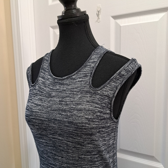 Philosophy Clothing Republic Dress Grey Knit Women's Small NWT - Picture 2 of 12